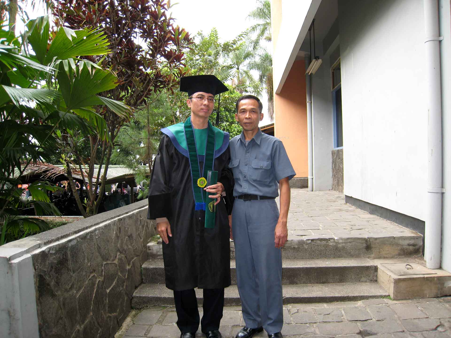wisuda-doktor-4