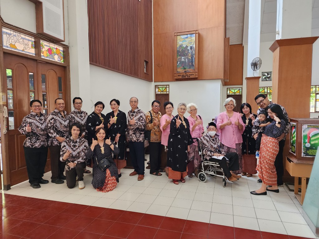 Ultah perkawinan berlian orang&nbsp;tuaku